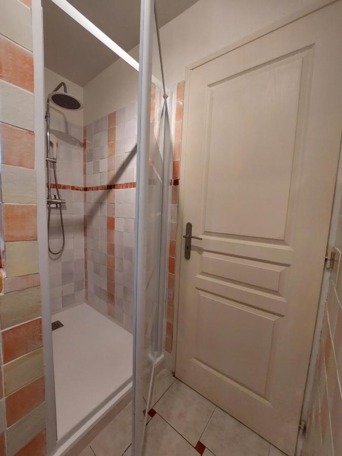 Mas Des Cigognes Bed & Breakfast Le Thor Exterior photo